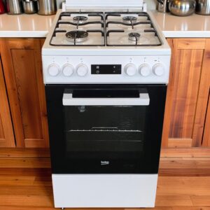 Gasfornuis BEKO FSE52322DWL €229,-