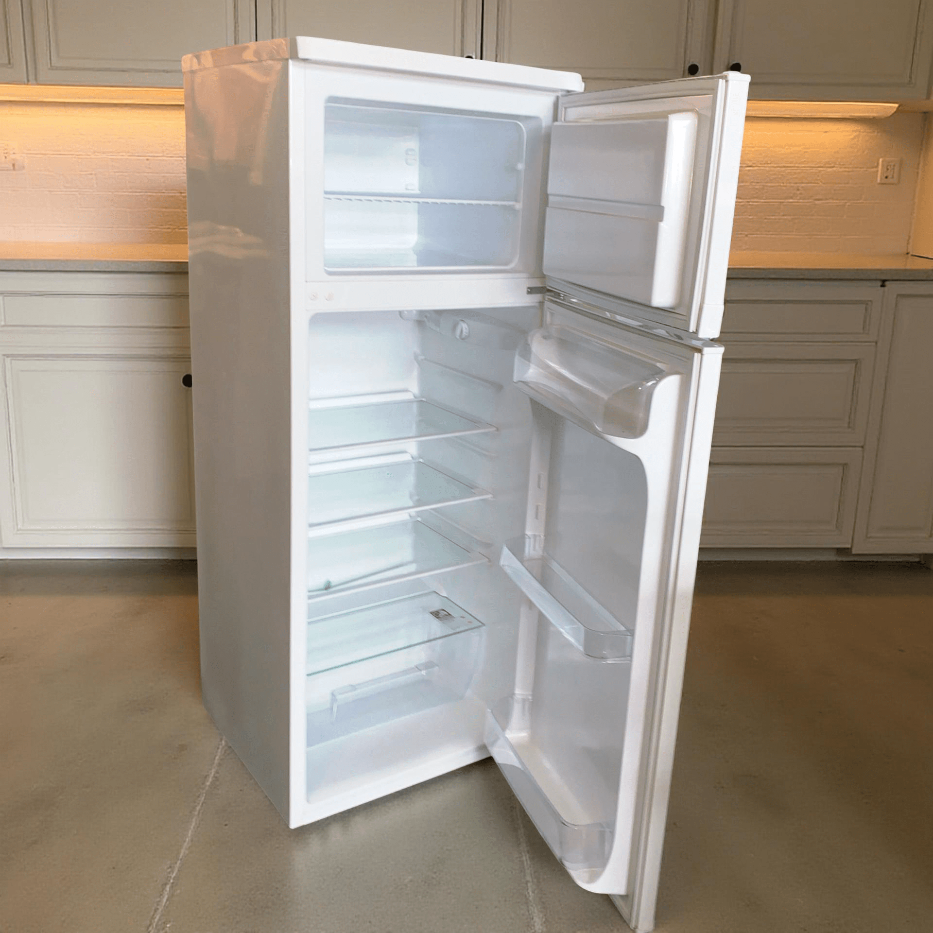 Koelvriescombinatie ZANUSSI 223liter A+ ZRT23100WA Outlet €199,- - Image 3