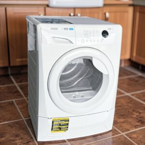 Warmtepompdroger ZANUSSI LINDO1000 8kg A+ ZDH8333W €279,-