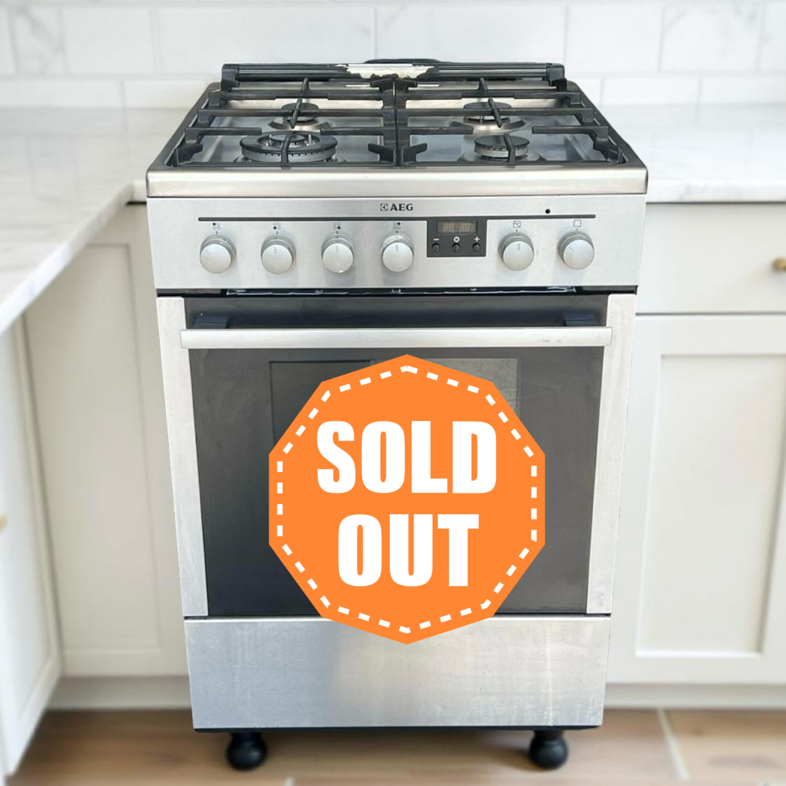 Gasfornuis AEG RVS-ZWART met Heteluchtoven 47886GT-MN Outlet €259,-