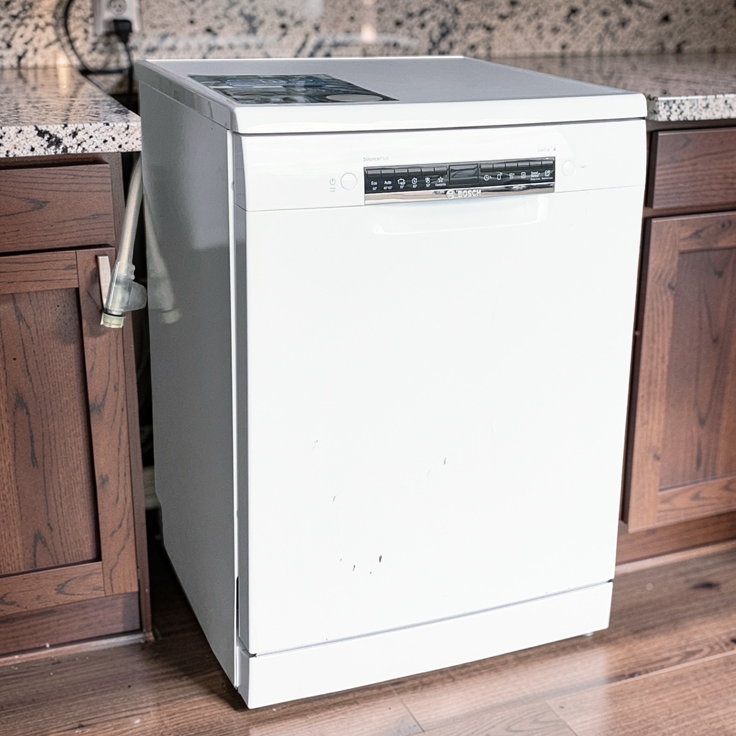 Vaatwasser BOSCH SilencePlus 13-Couverts SMS4HAW48E Outlet €199,-