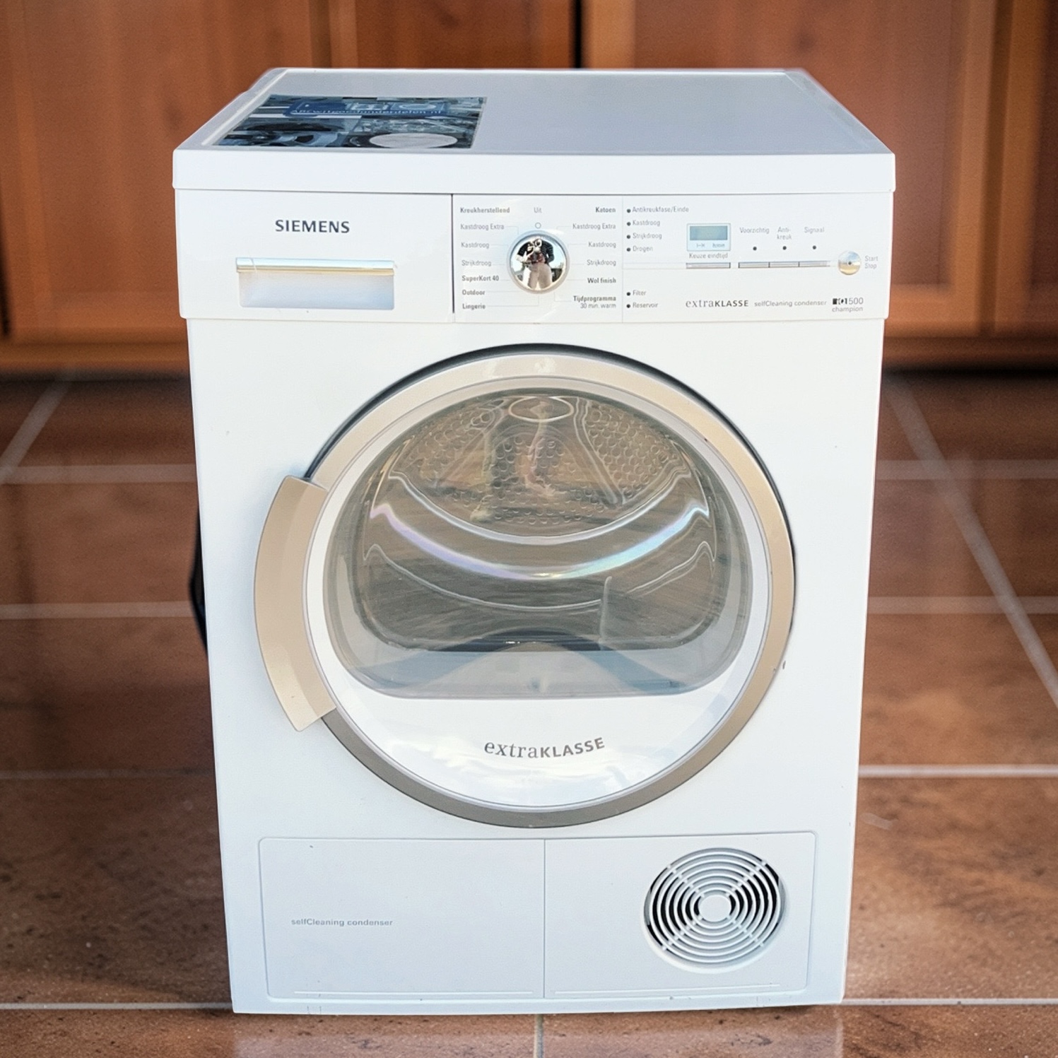 Warmtepompdroger SIEMENS AutoDry 7kg WT46W381NL €269,- - Image 2